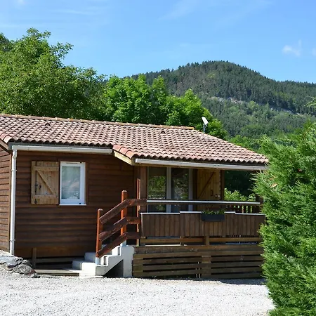 Camping La Mare Aux Fées Camping Roquefeuil
