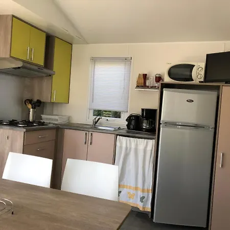 Camping La Mare Aux Fées Roquefeuil